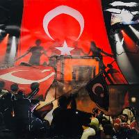19-esin-sarioglu-karanliktan-aydinliga-iii-2021-kagit-uzerine-kolaj-teknigi-50x50-cm-beykent-universitesi-istanbul